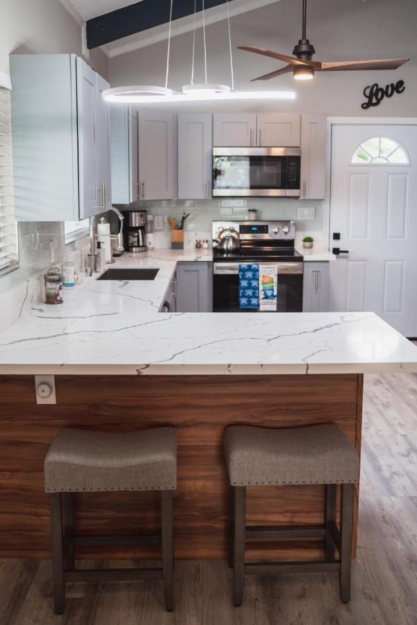 Spacious 2 Bedroom Beach House With King Suite Waianae Exterior foto